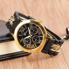 Unique Cool Steampunk Women Watches Silicone Bracelet Quartz Watch Ladies Roman Numbers Gold Case Wrist Watch Girl Relojes